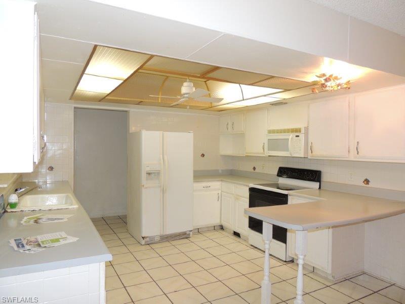 BONITA FARMS - Residential