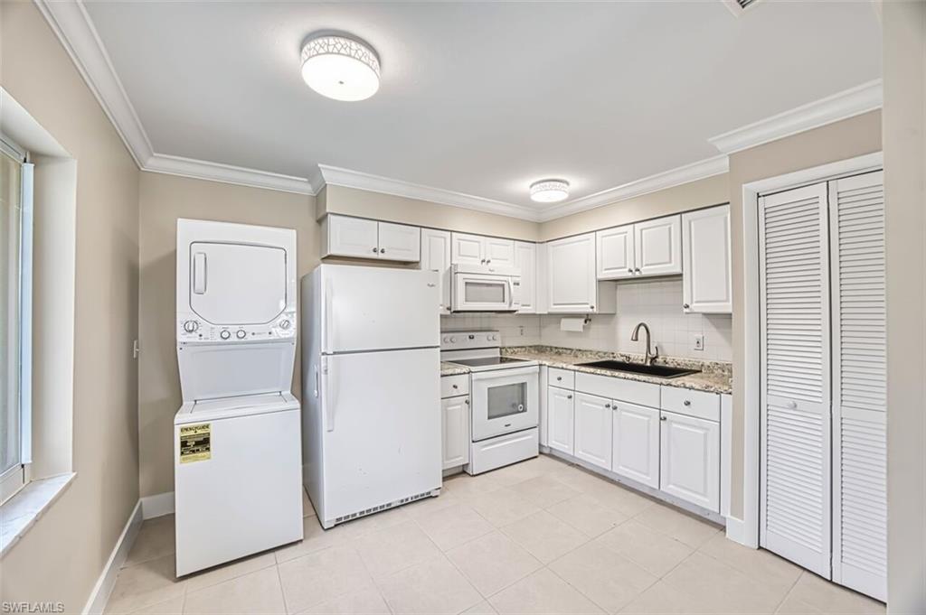 SUNSET VISTA - Residential Lease