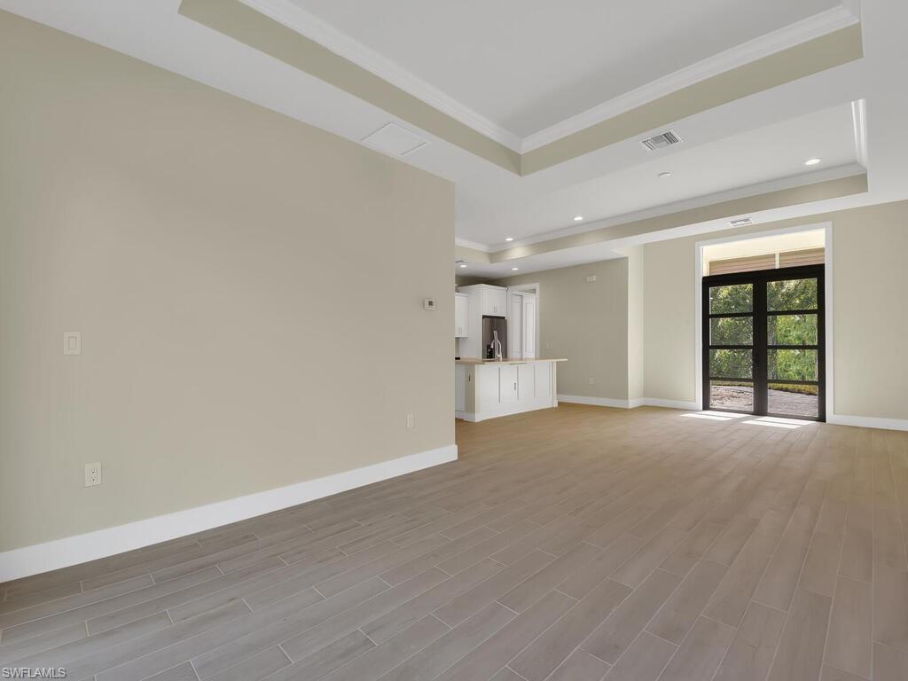 BUCKINGHAM - Residential