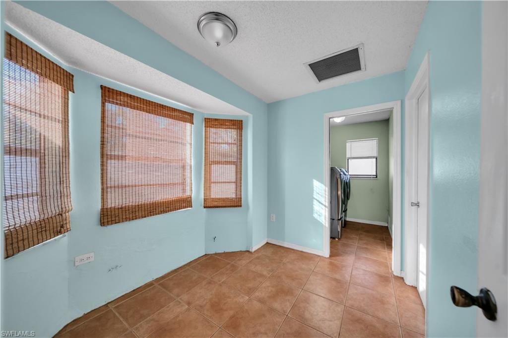 PORT CHARLOTTE - Residential