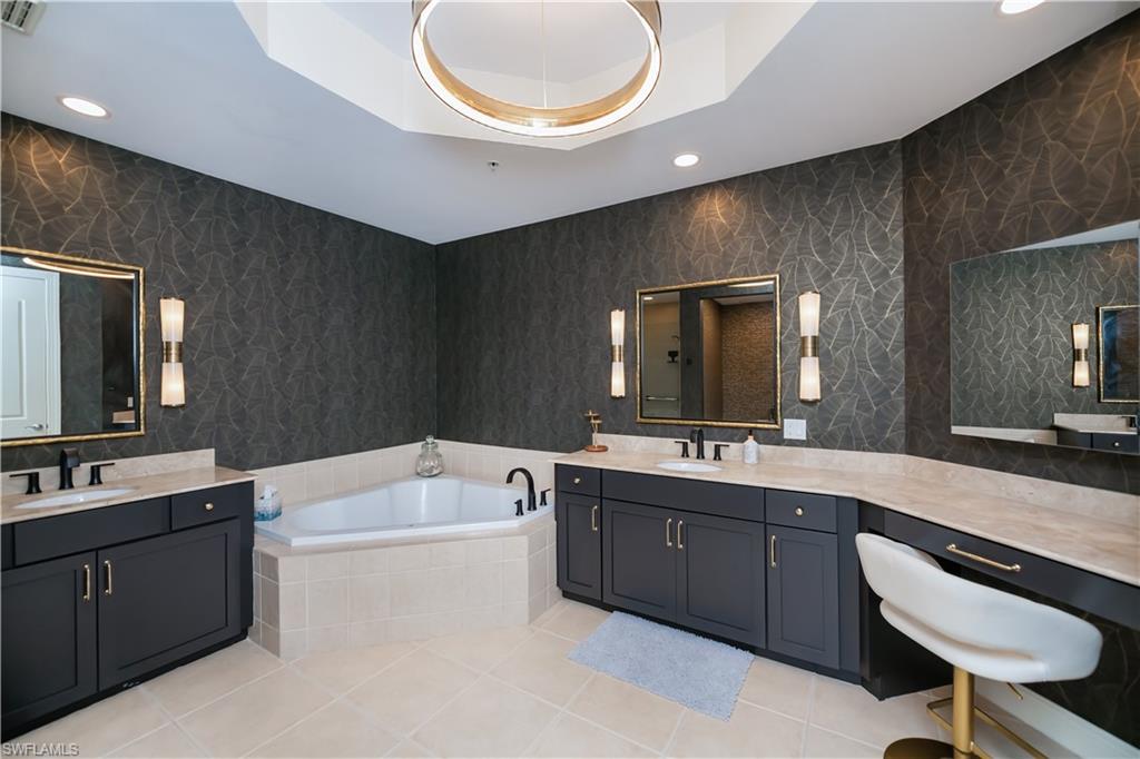 HIGH POINT PLACE - Residential