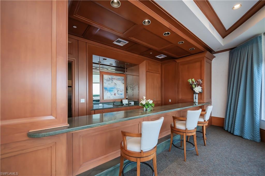 HIGH POINT PLACE - Residential