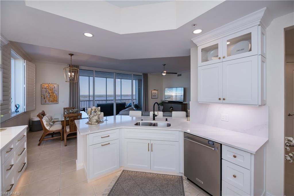 HIGH POINT PLACE - Residential