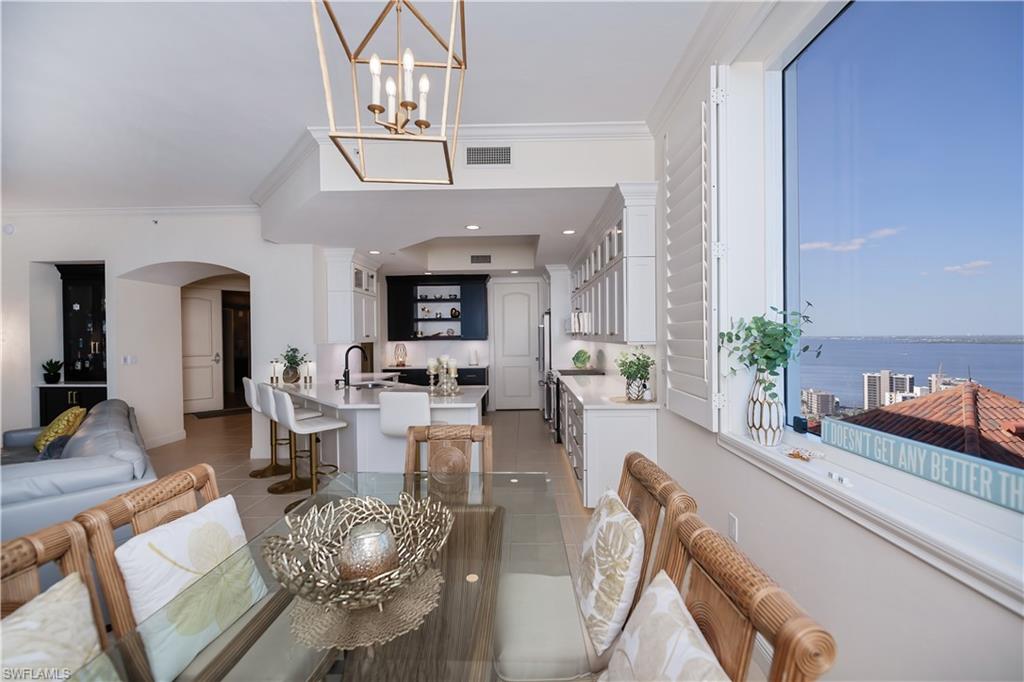 HIGH POINT PLACE - Residential