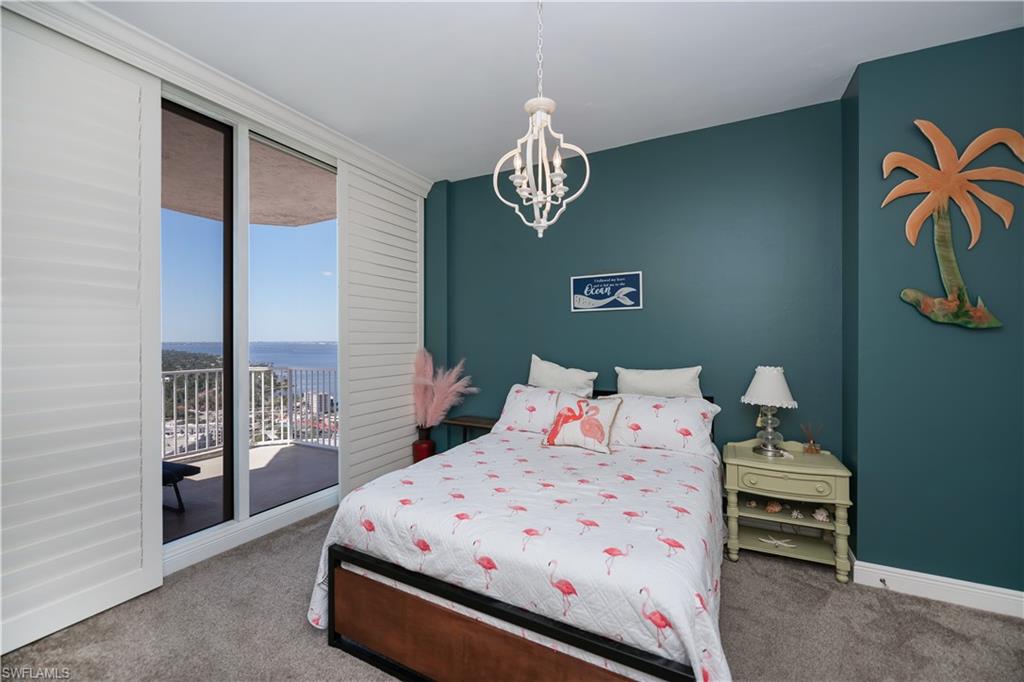 HIGH POINT PLACE - Residential