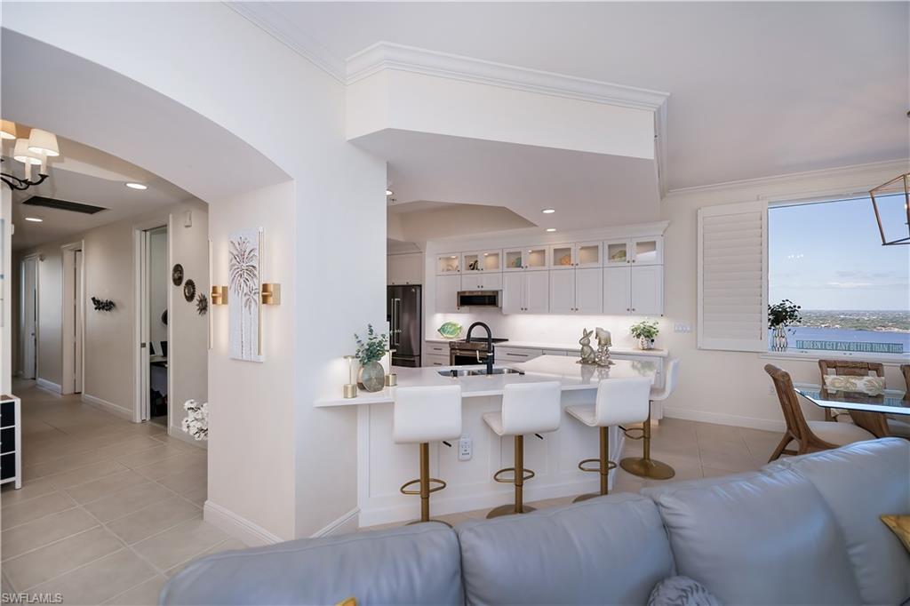 HIGH POINT PLACE - Residential