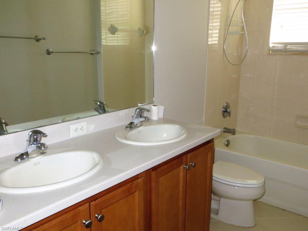 BOTANICA LAKES - Residential