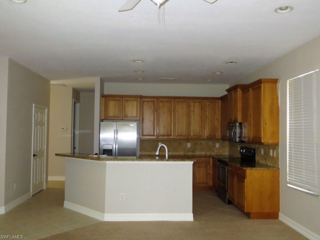 BOTANICA LAKES - Residential