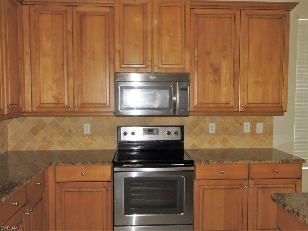 BOTANICA LAKES - Residential