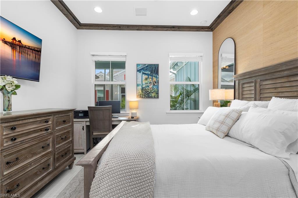 ISLES OF COLLIER PRESERVE - Residential