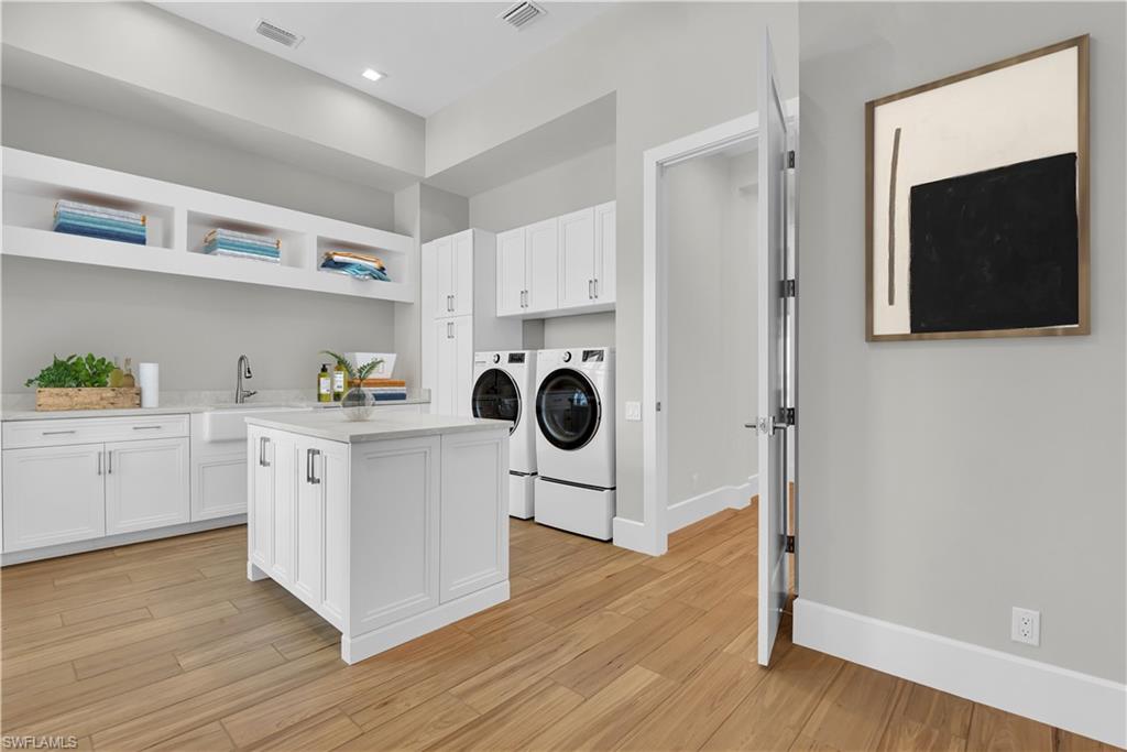 LAKE BABCOCK - Residential