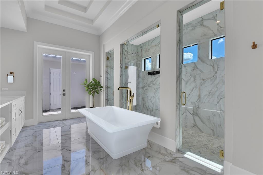 LAKE BABCOCK - Residential