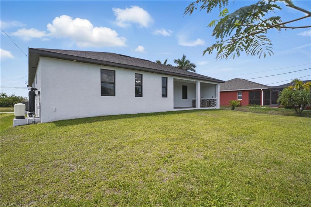 CAPE CORAL - Residential