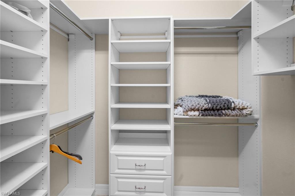 MARINA BAY - Residential