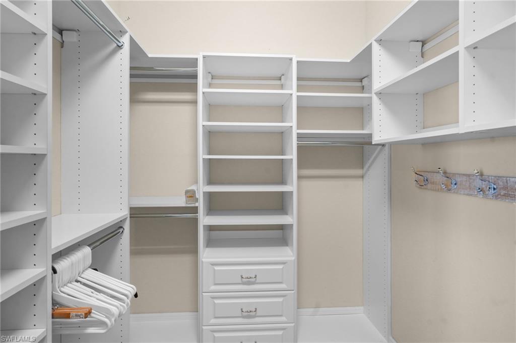 MARINA BAY - Residential