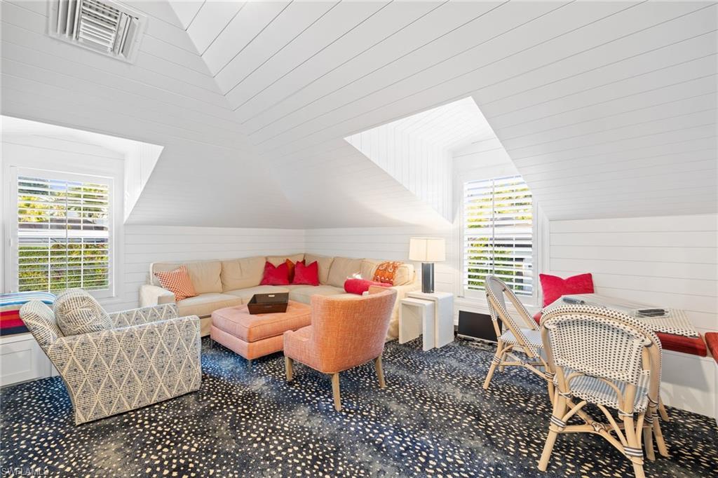 OLDE NAPLES - Residential