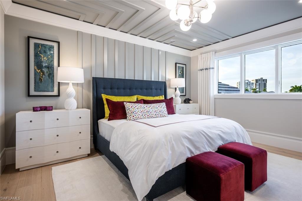 PARK SHORE - Residential