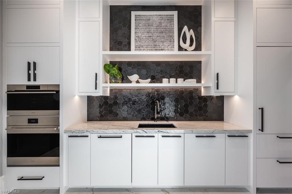 PARK SHORE - Residential