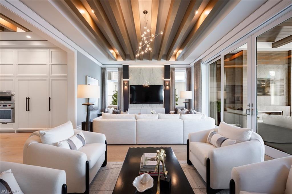 PARK SHORE - Residential