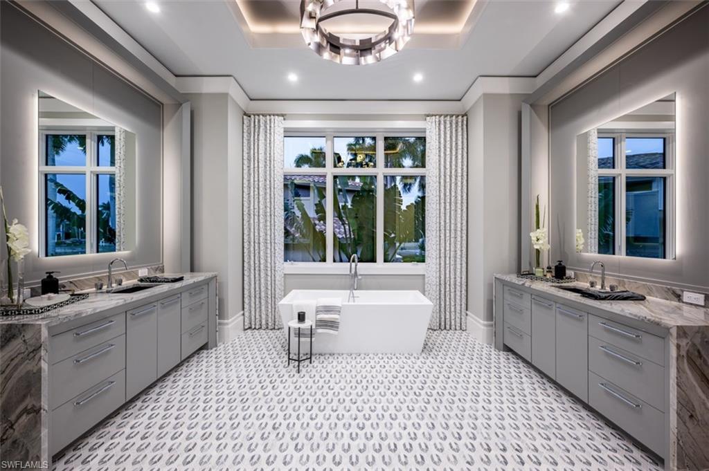 PARK SHORE - Residential