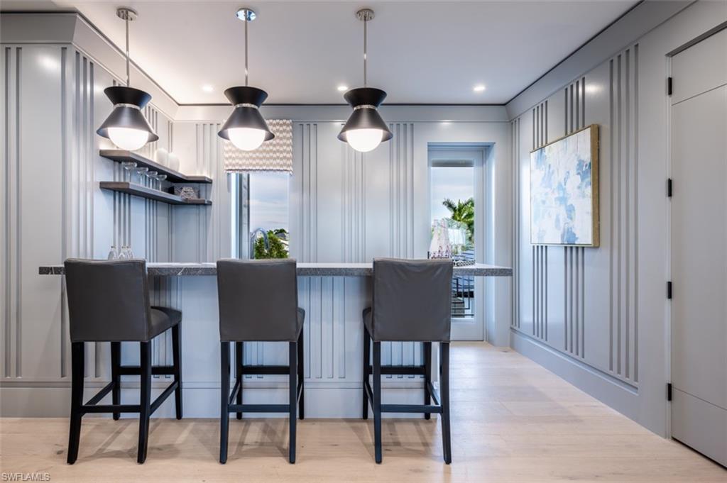 PARK SHORE - Residential