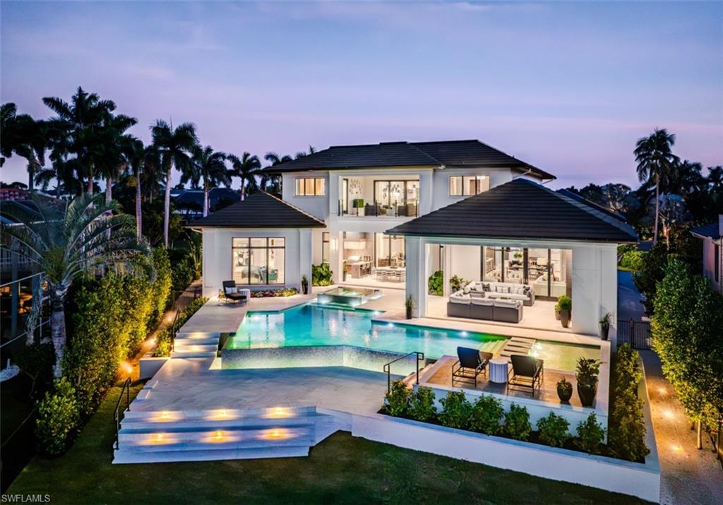 PARK SHORE - Residential