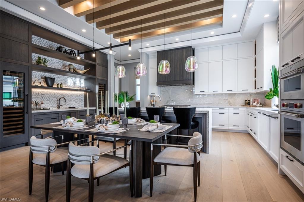 PARK SHORE - Residential