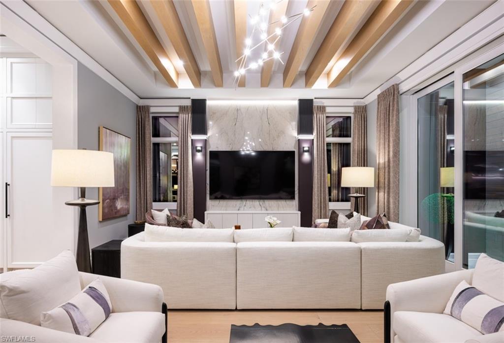 PARK SHORE - Residential