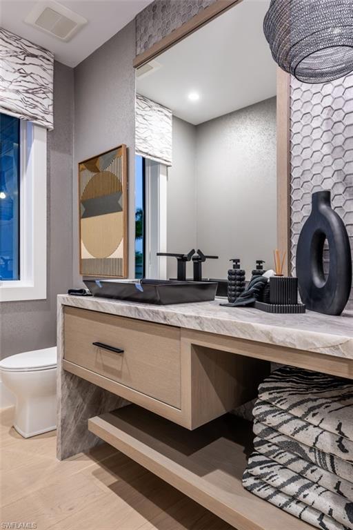 PARK SHORE - Residential