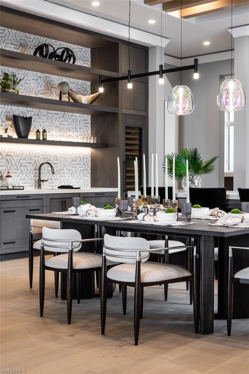 PARK SHORE - Residential