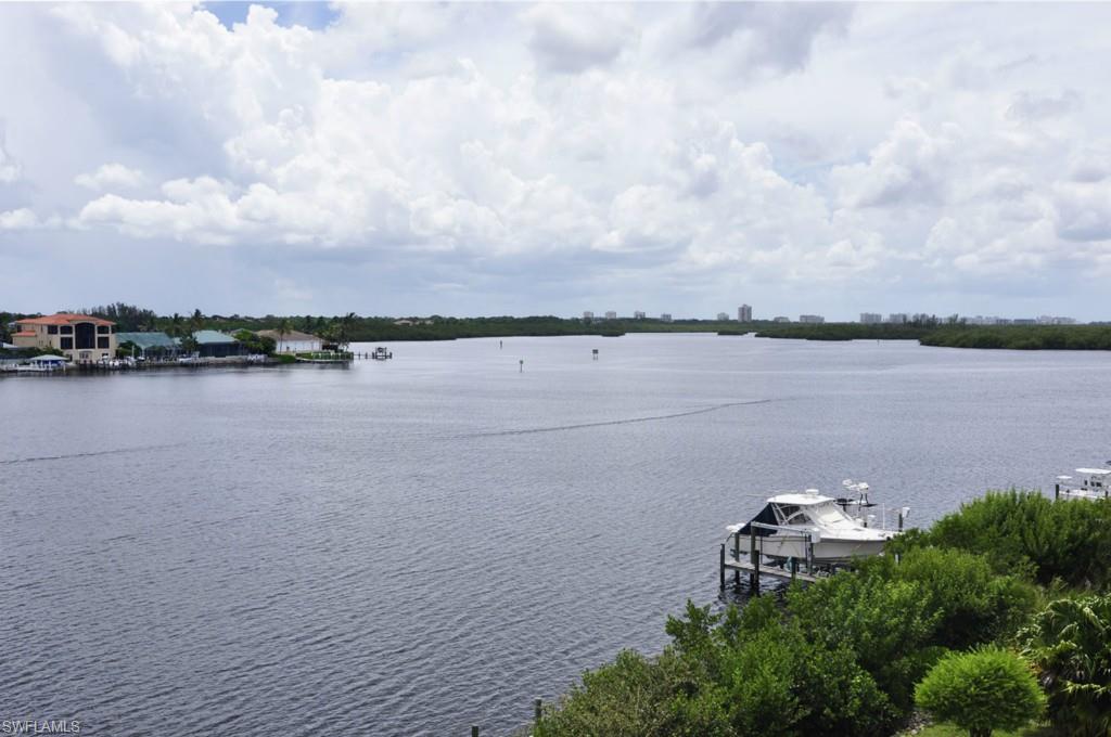 SOUTHPORT ON THE BAY - Residential