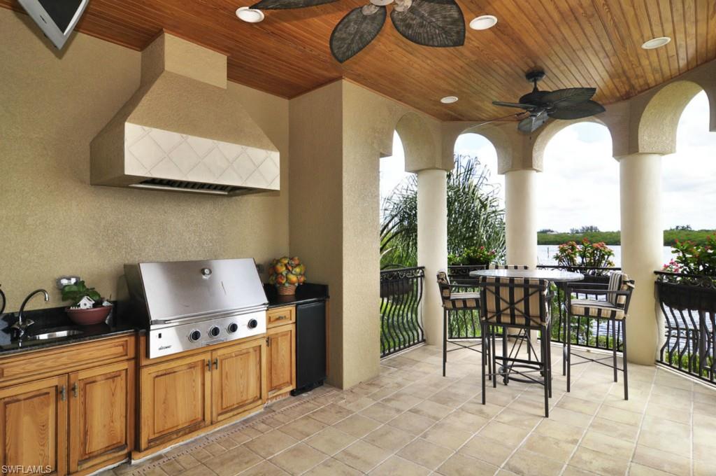 SOUTHPORT ON THE BAY - Residential