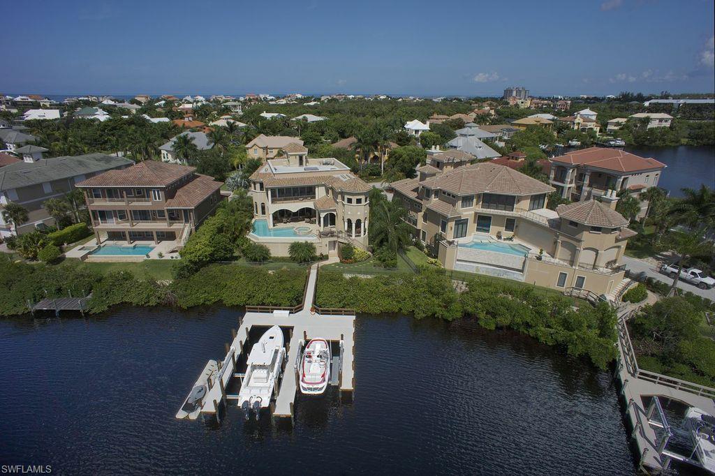 SOUTHPORT ON THE BAY - Residential