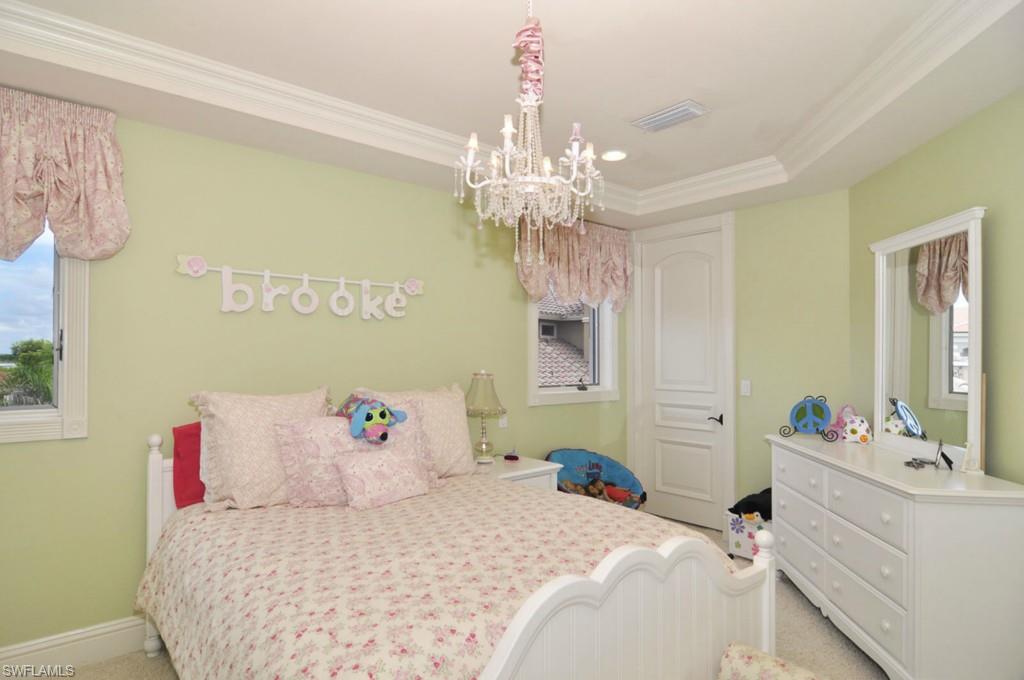 SOUTHPORT ON THE BAY - Residential