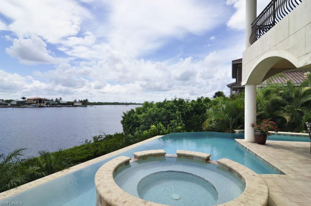 SOUTHPORT ON THE BAY - Residential