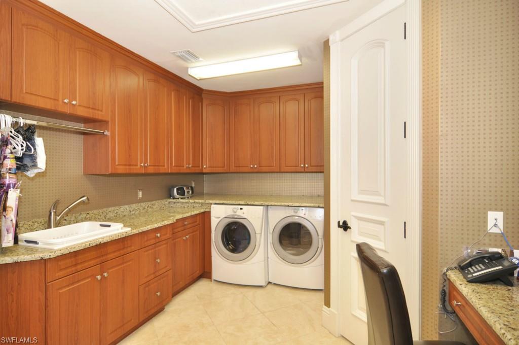 SOUTHPORT ON THE BAY - Residential