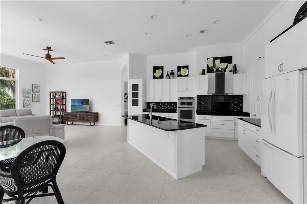 405 Driftwood Ct, Marco Island, FL, 34145, USA, 3 Bedrooms Bedrooms, ,3 BathroomsBathrooms,Residential,Active,405 Driftwood Ct,226021167