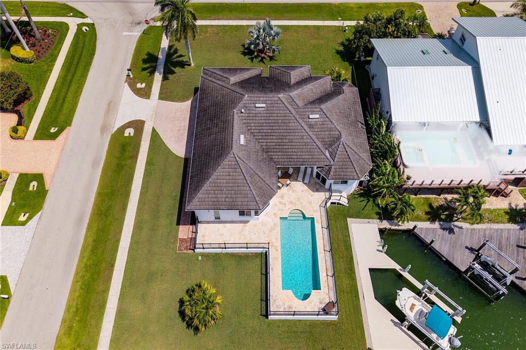 405 Driftwood CT
