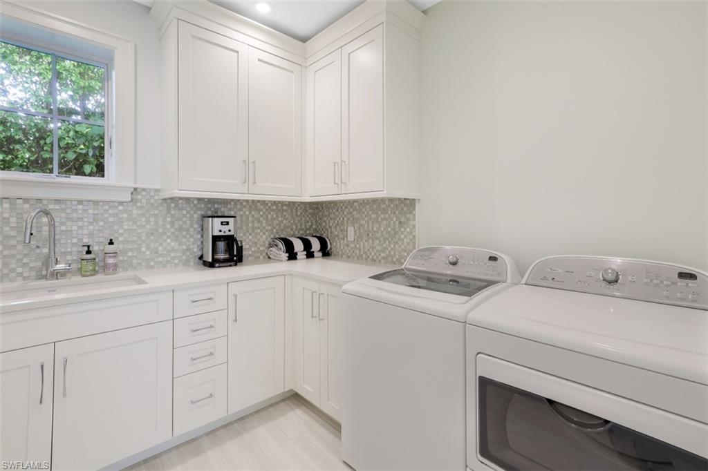 OLDE NAPLES - Residential Lease