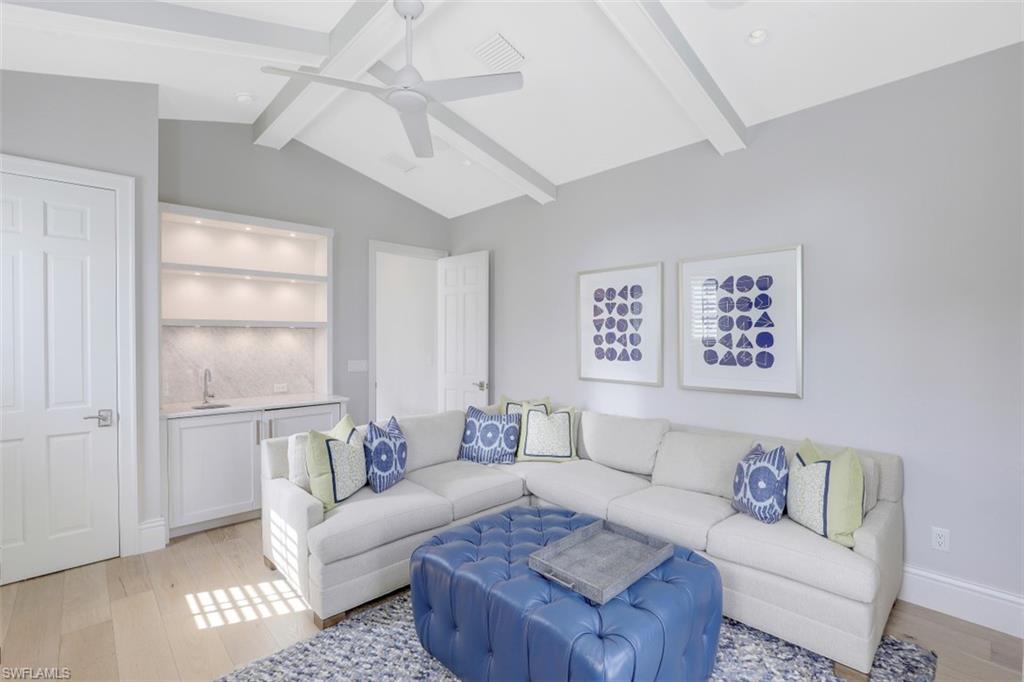 OLDE NAPLES - Residential Lease