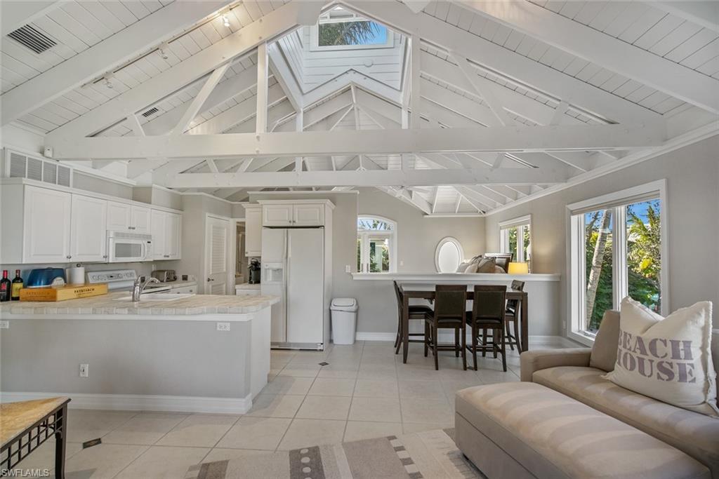 OLDE NAPLES - Residential