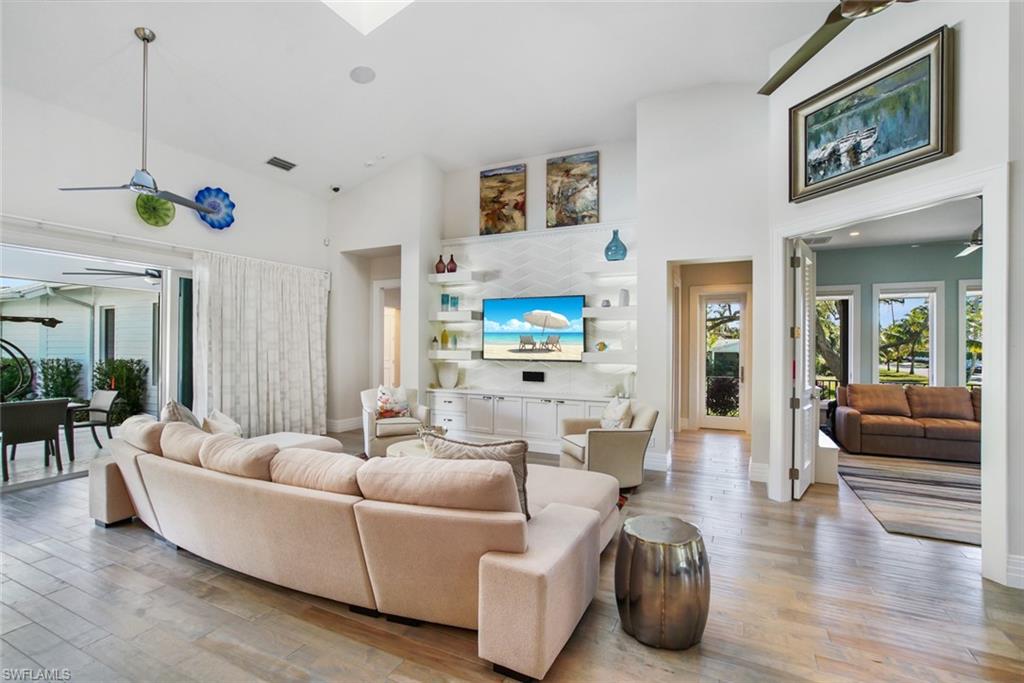 OLDE NAPLES - Residential