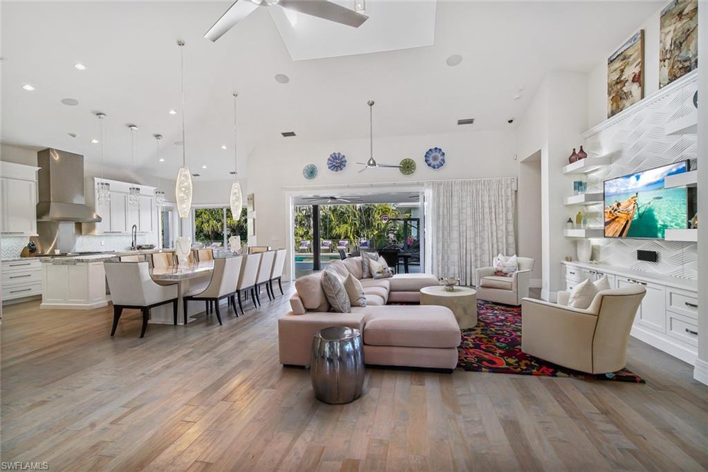 OLDE NAPLES - Residential