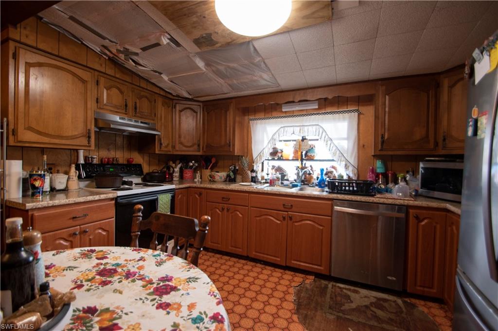 CHOKOLOSKEE - Residential