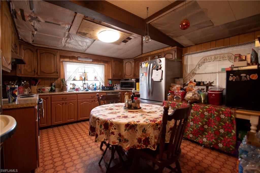 CHOKOLOSKEE - Residential