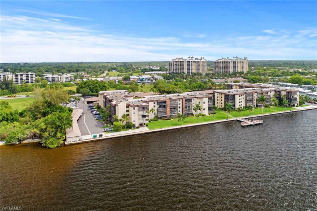 SCHOONER BAY - Residential