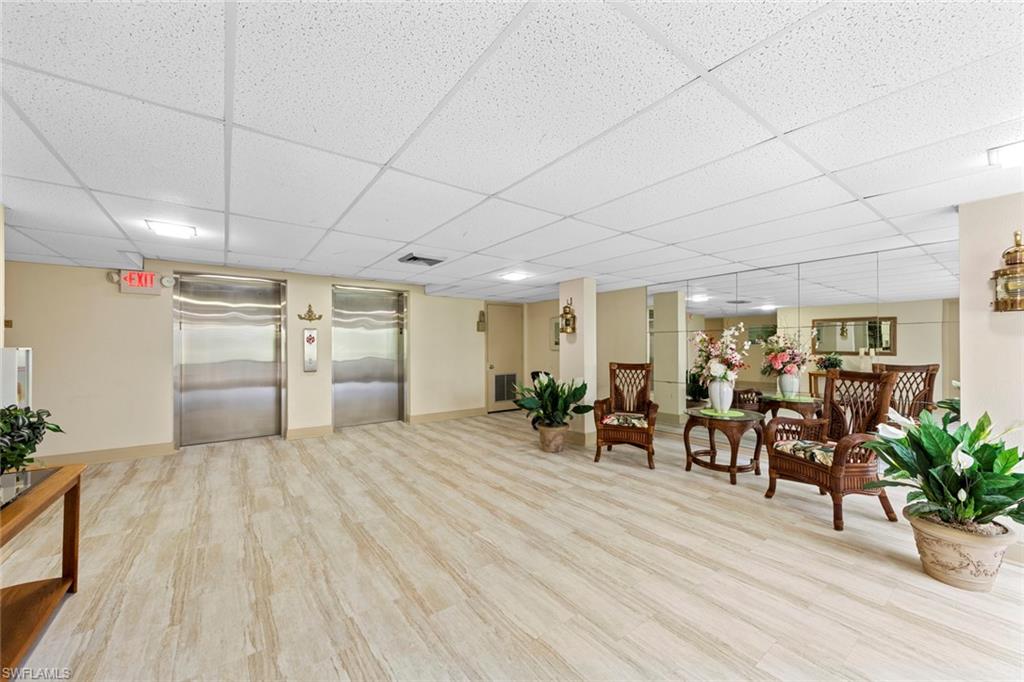 SCHOONER BAY - Residential