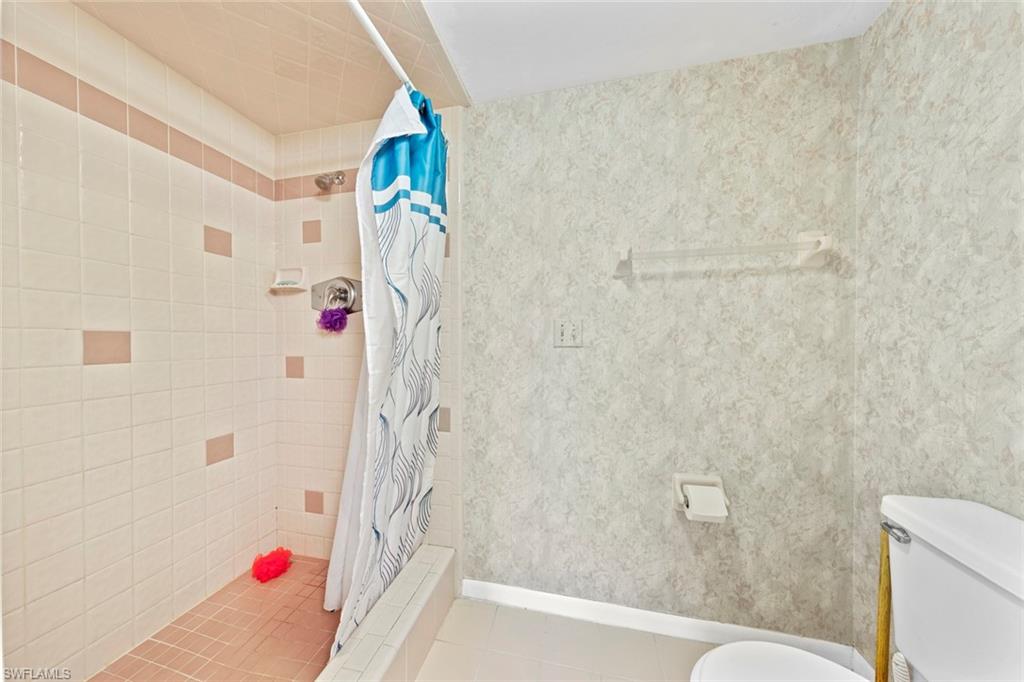 SCHOONER BAY - Residential