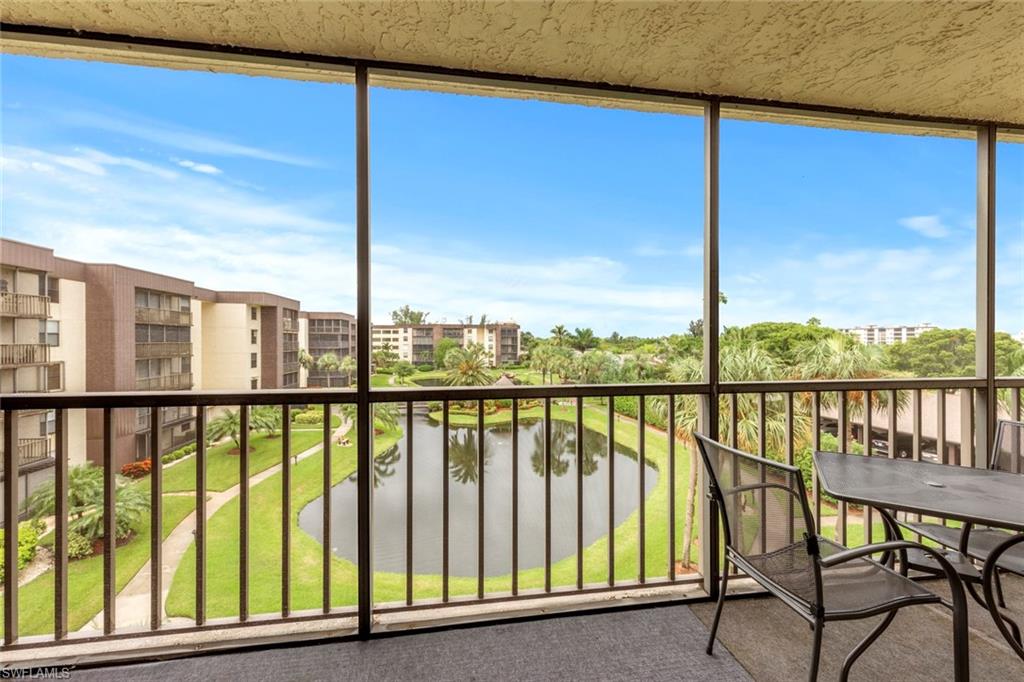 SCHOONER BAY - Residential