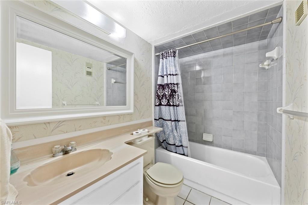 SCHOONER BAY - Residential